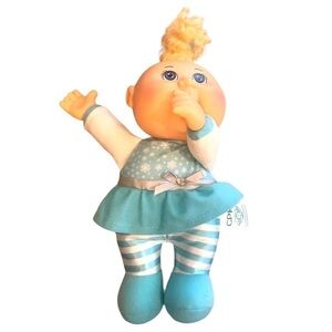 Cabbage Patch Kids Holiday Helper Adele CPK 2019